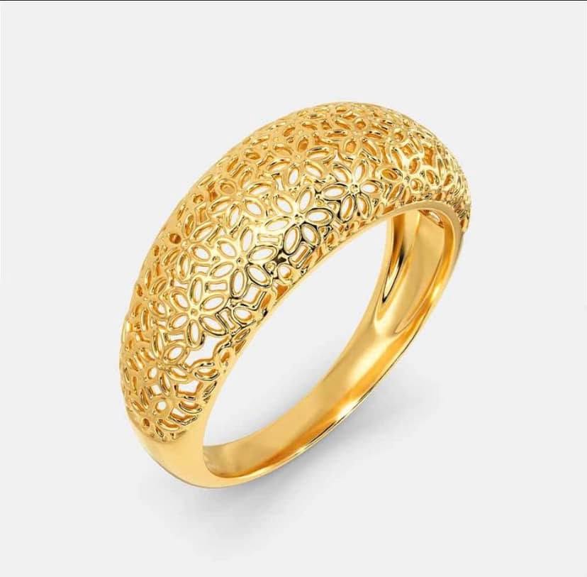 Classic Gold Ring